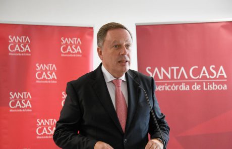 Provedor e membros da mesa na inauguração Piso 3 do Centro de Medicina de Reabilitação de Alcoitão