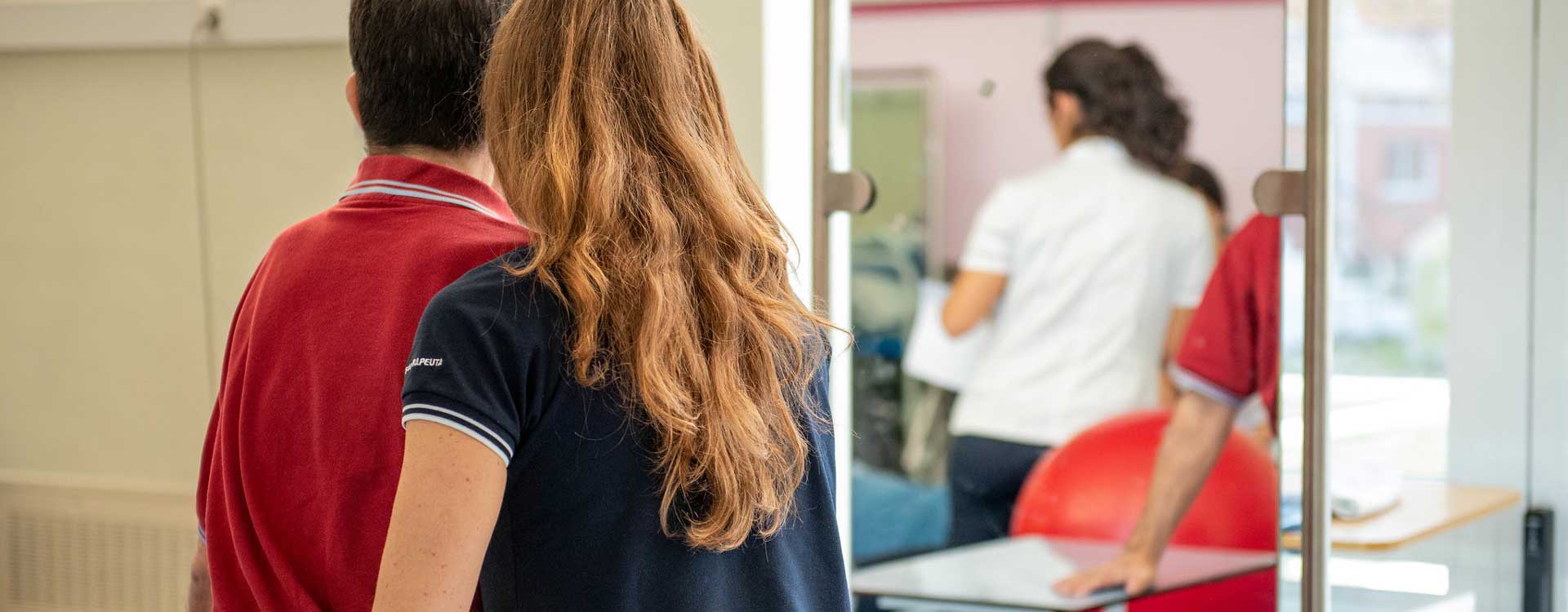 Fisioterapeuta com utente