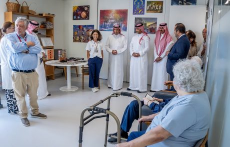 Membros da delegação saudita visitam isntalações da Unidade de Cuidados Continuados Integrados Rainha D. Leonor